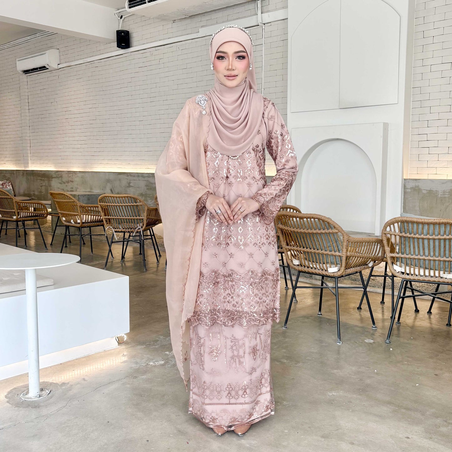 Estila Kurung