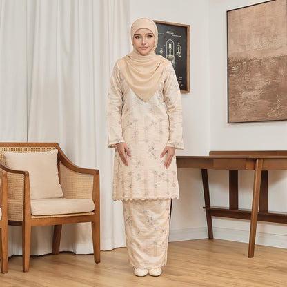 Rozelle Kurung