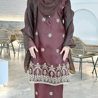 Lumiera Kurung