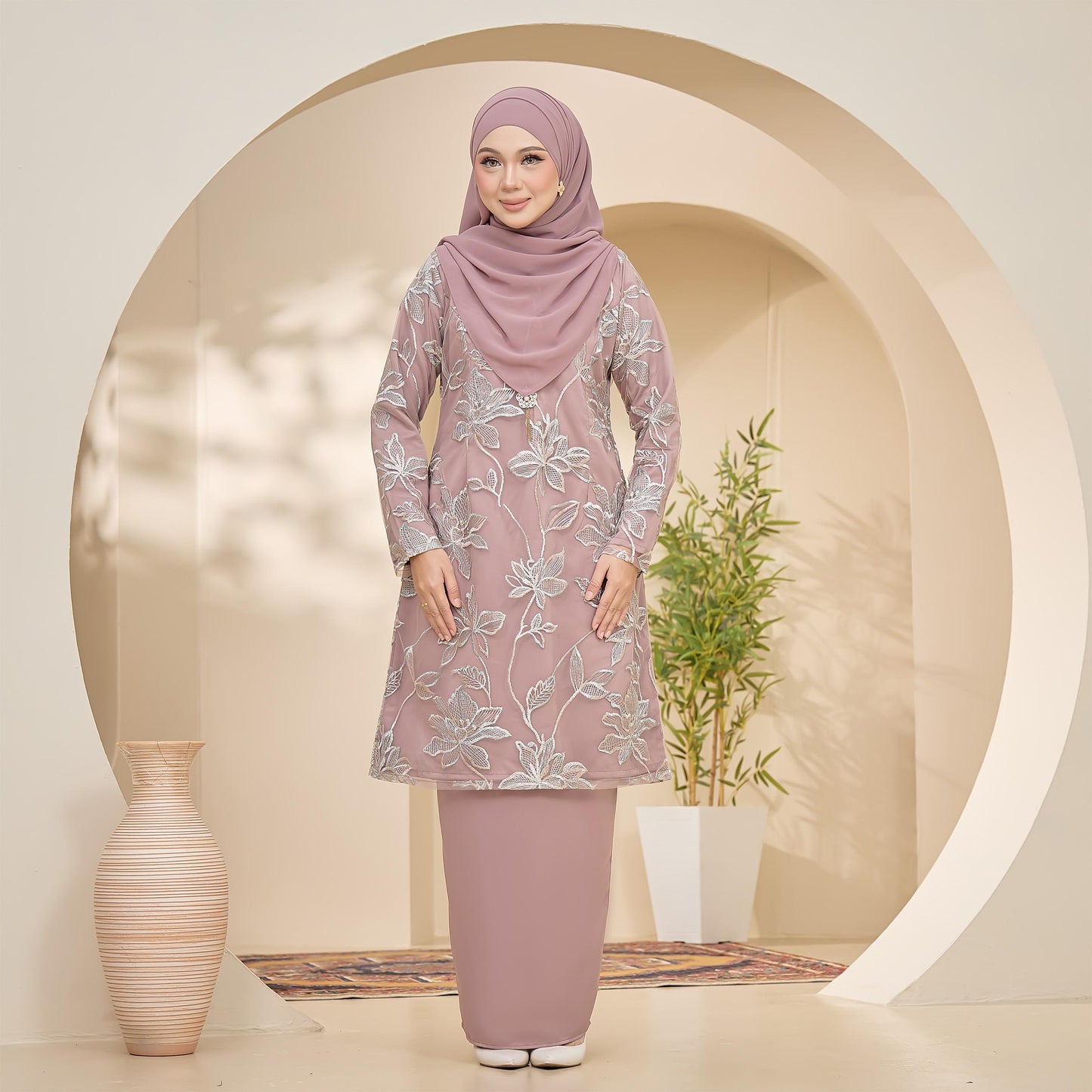 Caralyn Kurung