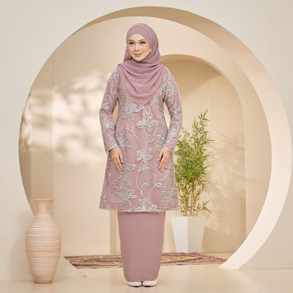 Caralyn Kurung