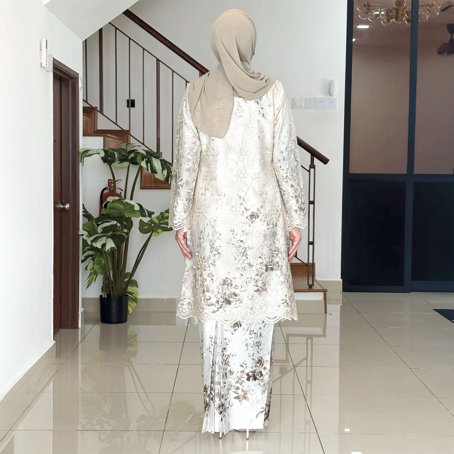 Umaira Kurung