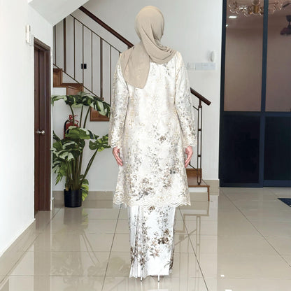 Umaira Kurung