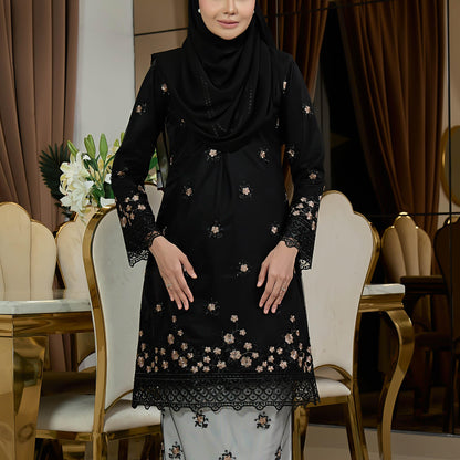 Zarelle Kurung