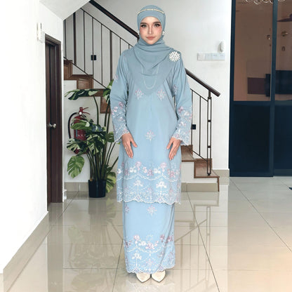 Ferra Kurung