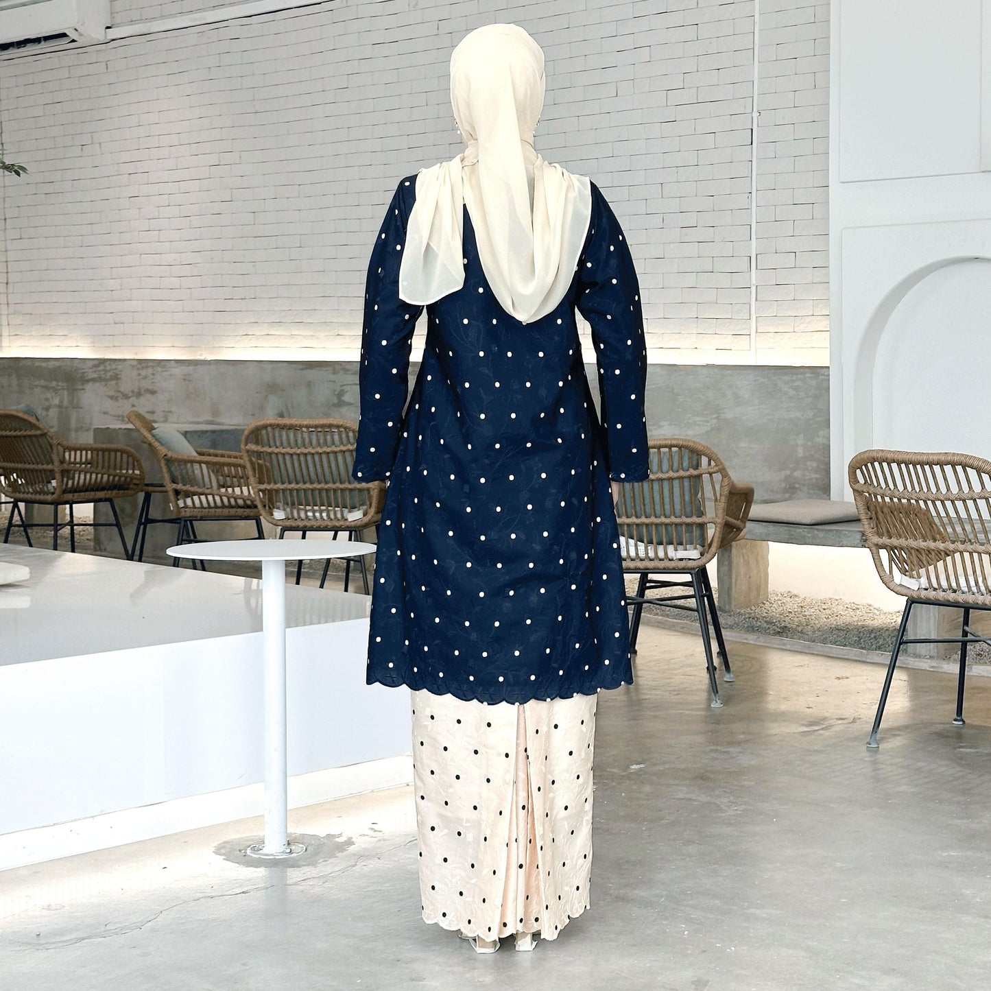 Maneesa Kurung