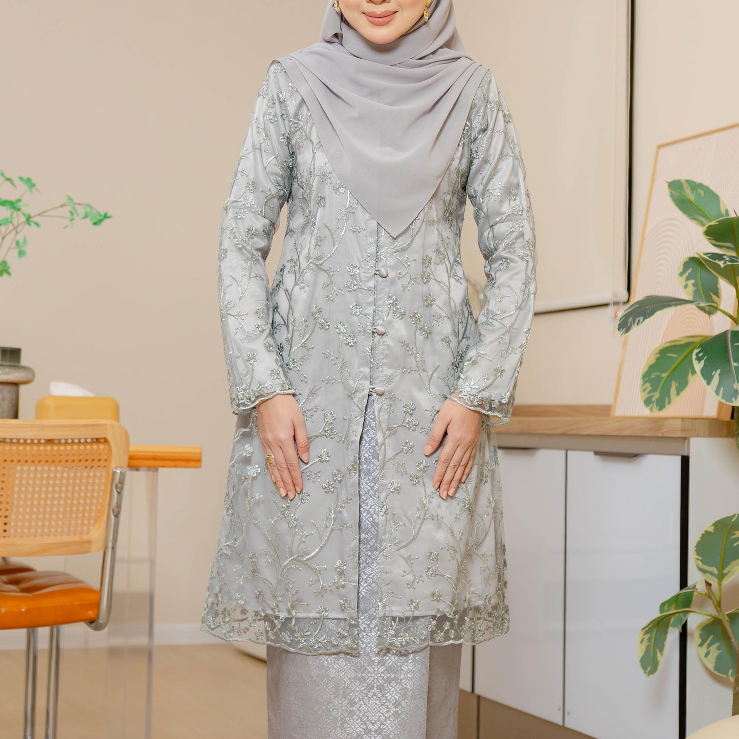 Mellysa Kurung