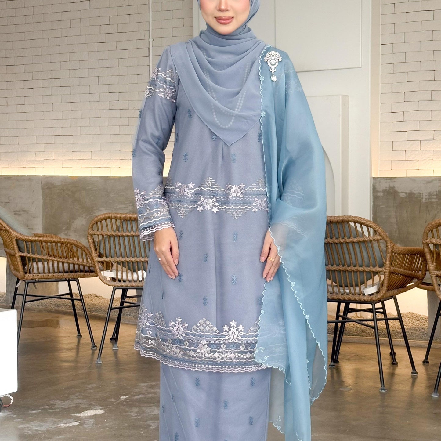 Khalisa Kurung