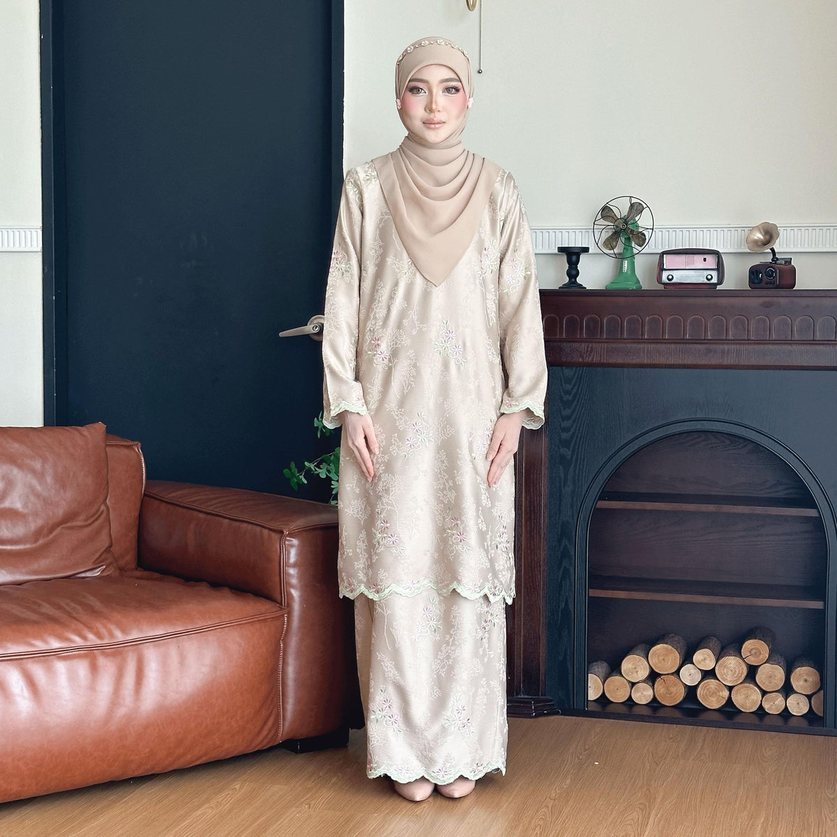 Indah Kurung