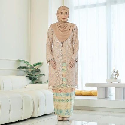 Seroja Kurung