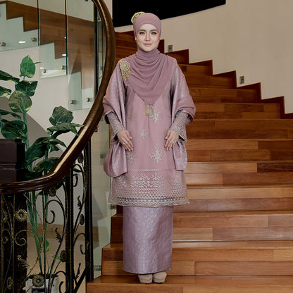 Seri Kejora Kurung