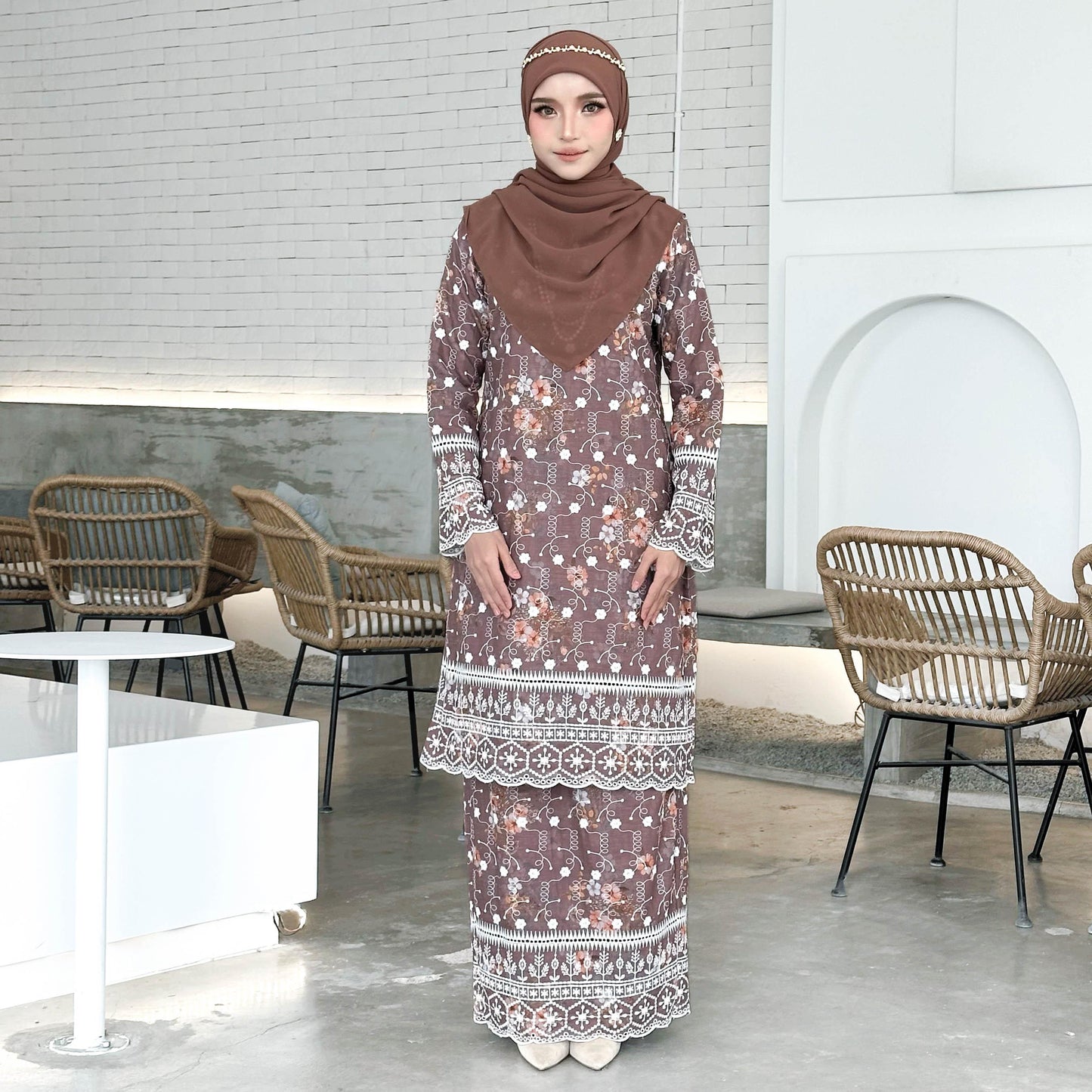Zalea Kurung