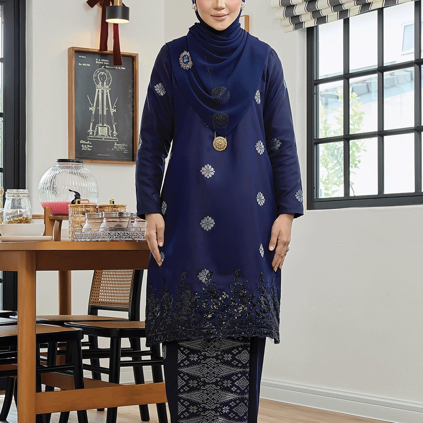 Che Aminah Kurung