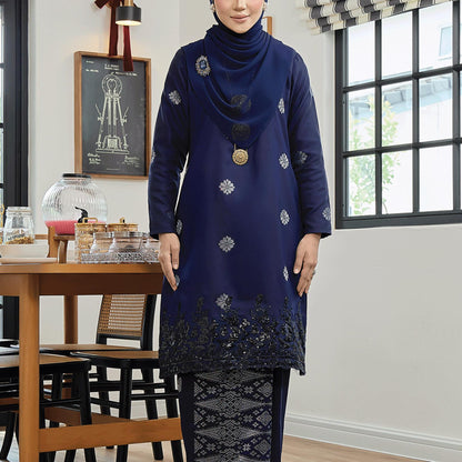 Che Aminah Kurung