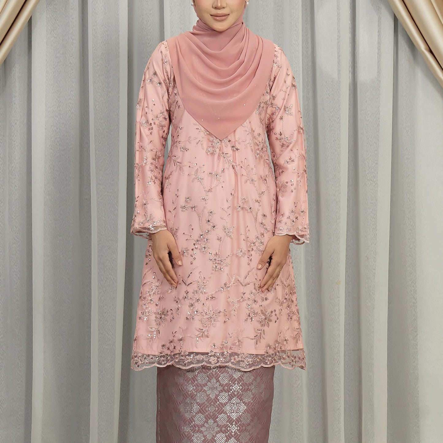 Afeeya Kurung