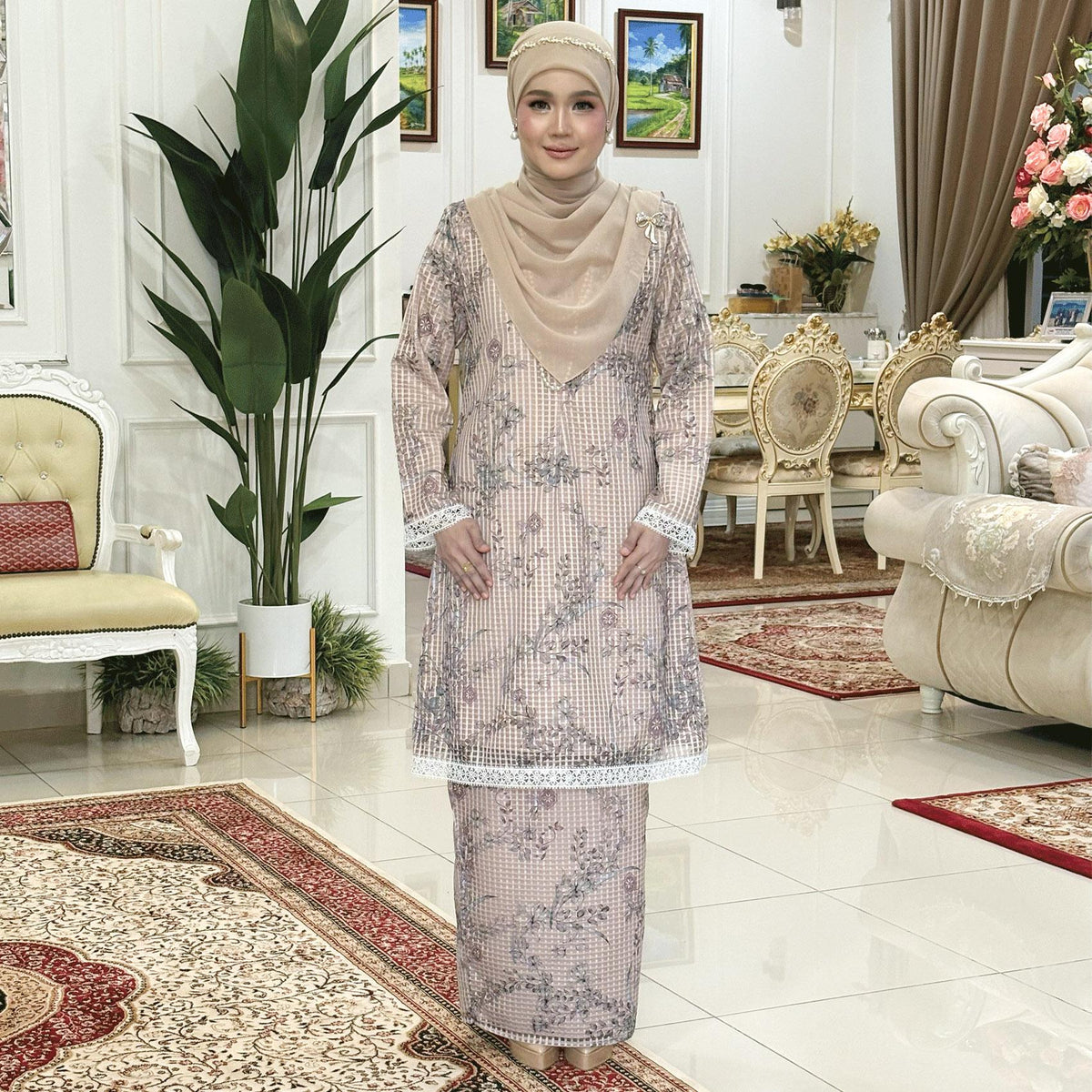 Sally Kurung