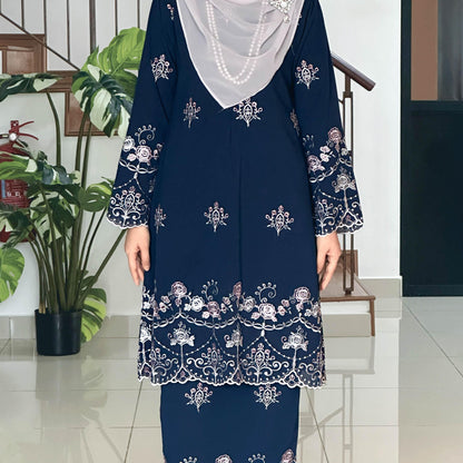 Ferra Kurung