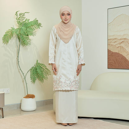 Afya Kurung