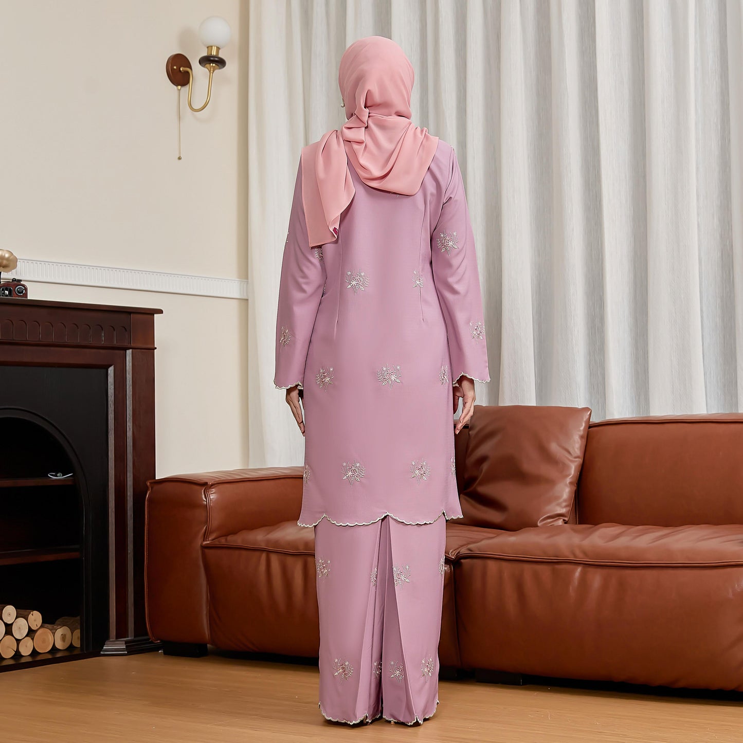 Claura Kurung