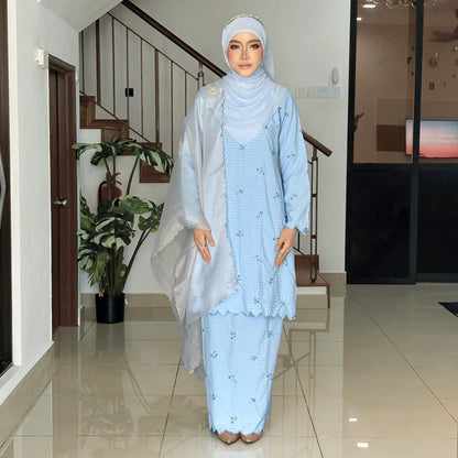 Sufina Kurung