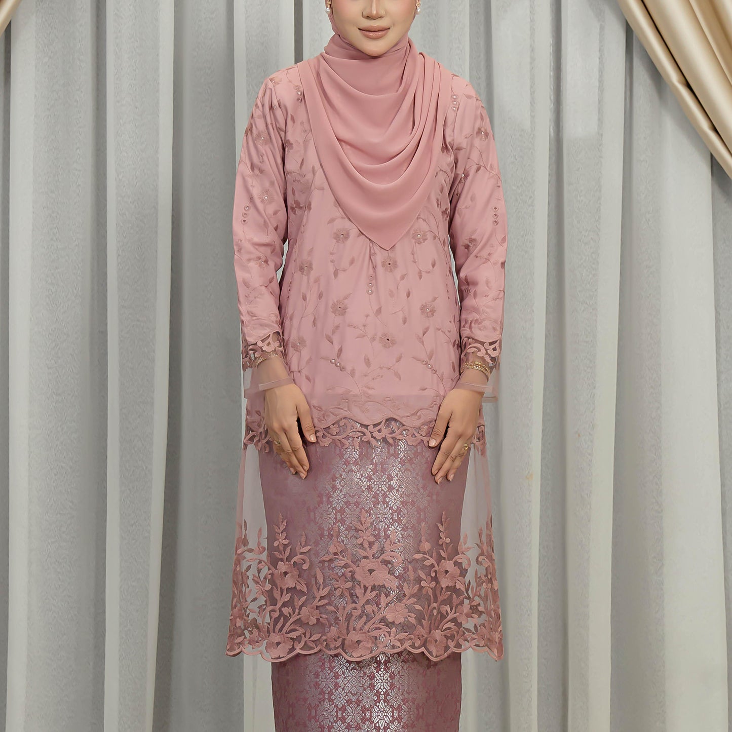 Edora Kurung
