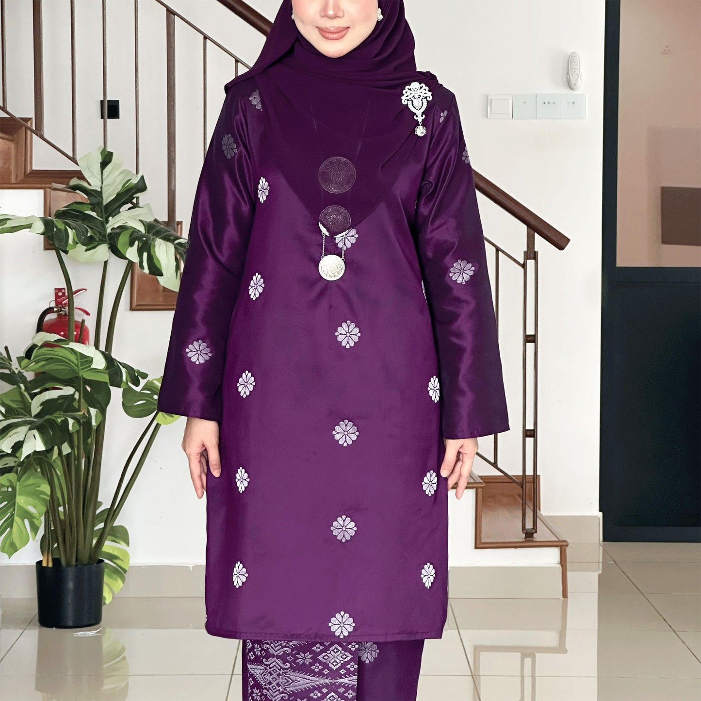 Melati Kurung