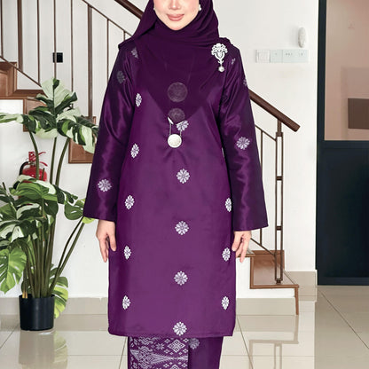 Melati Kurung