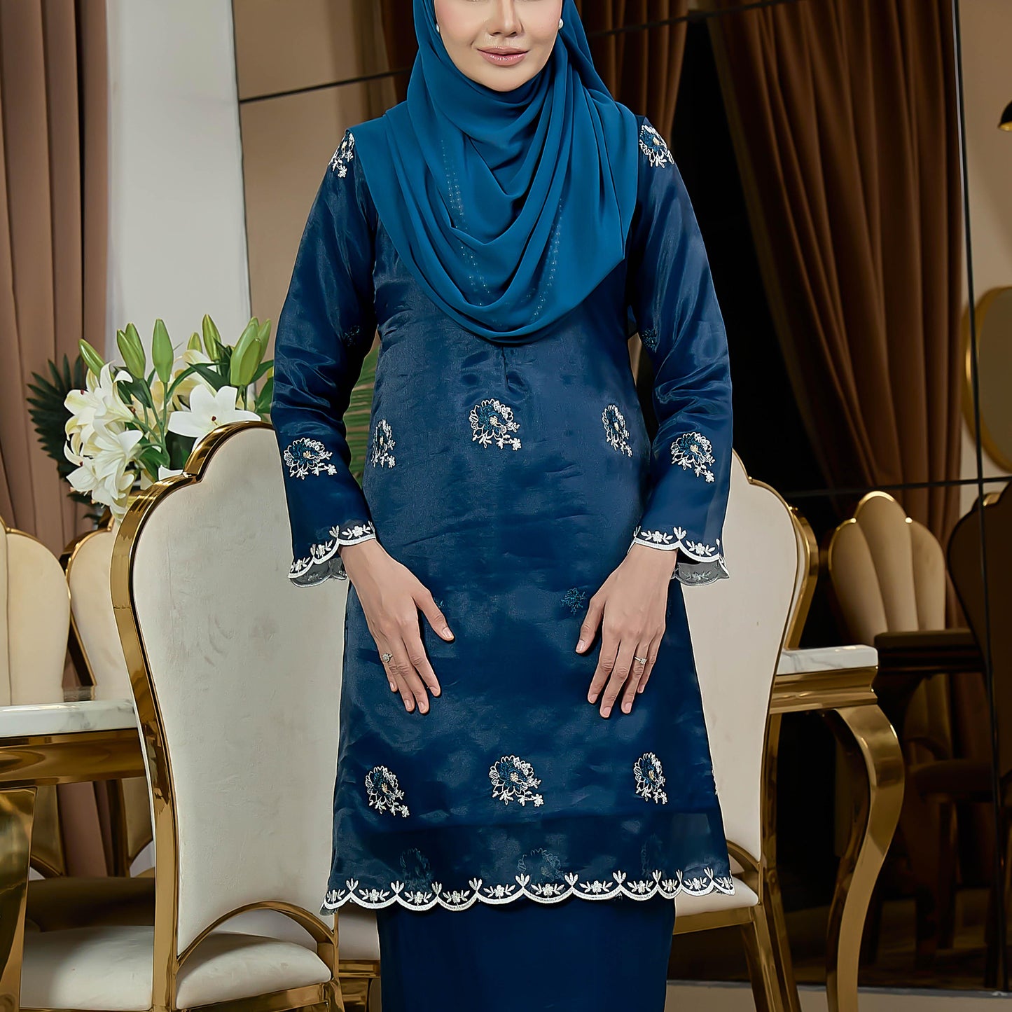 Salsa Kurung