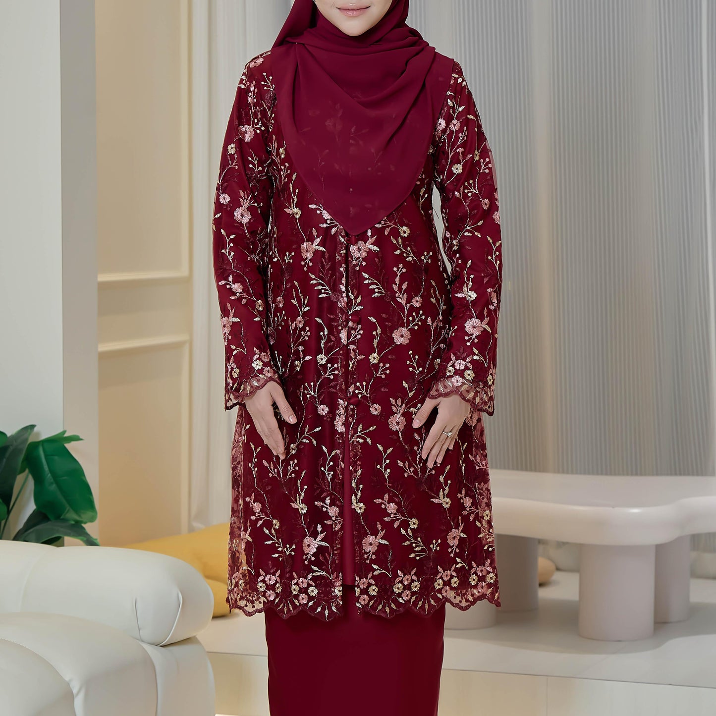 Lorevia Kurung