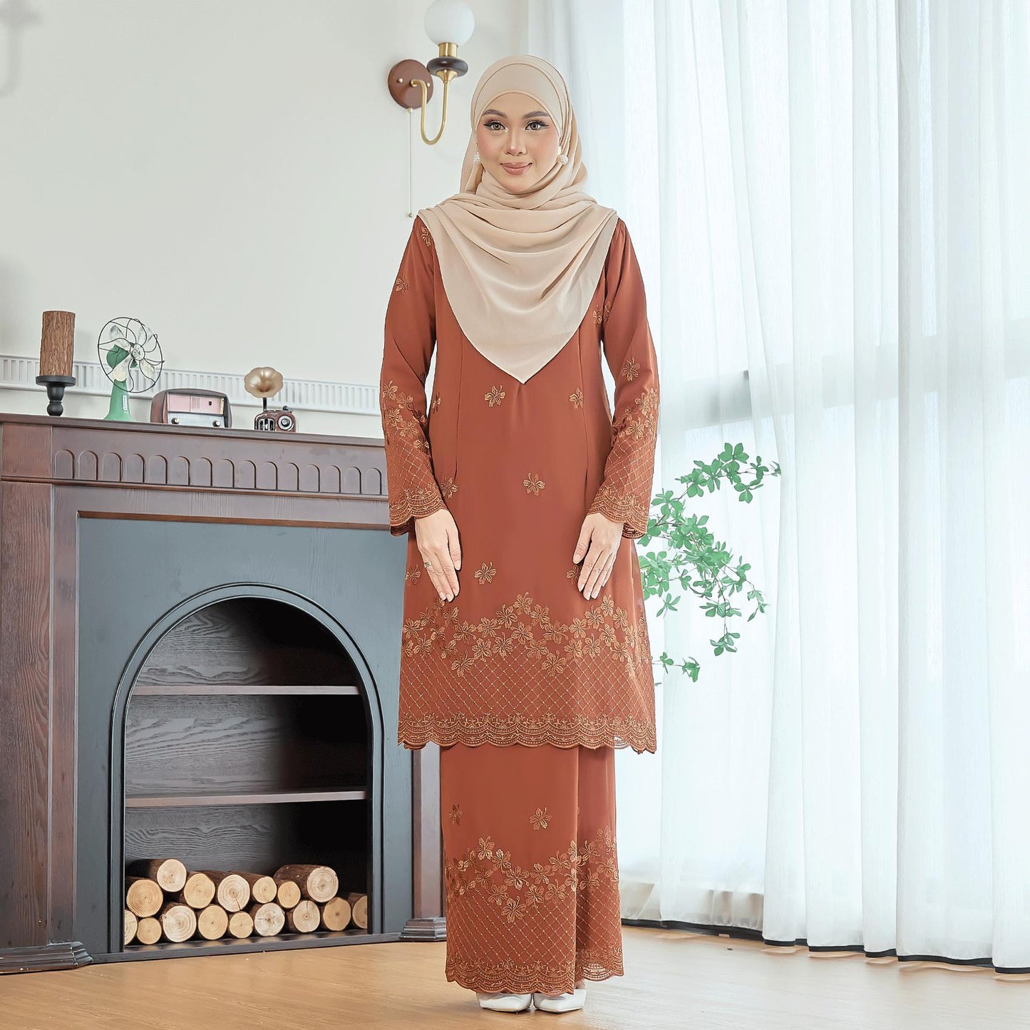 Jeena Kurung