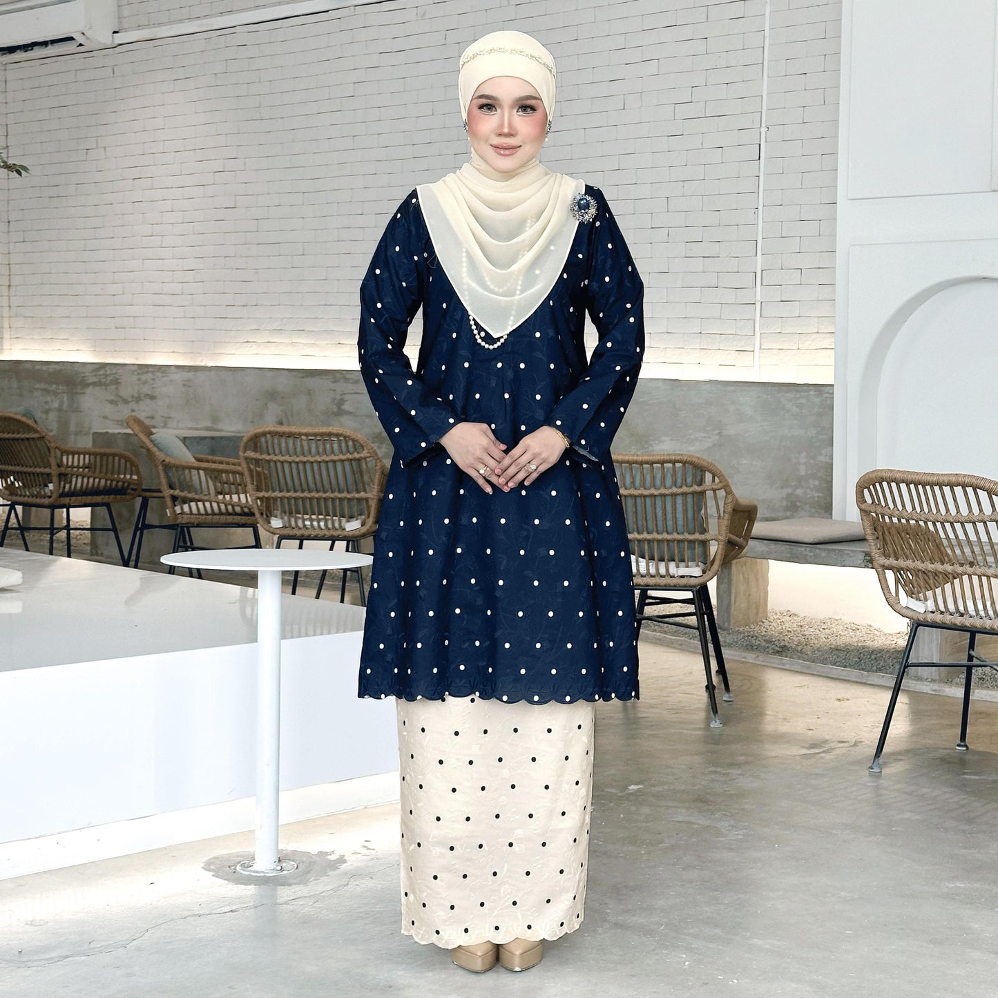 Maneesa Kurung