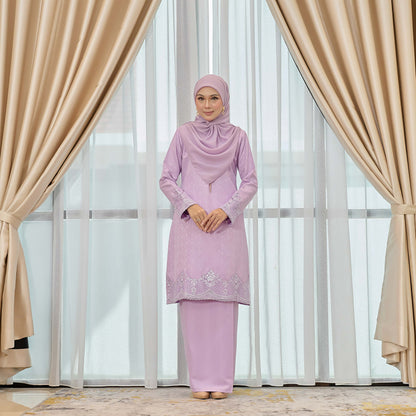 Zalea Kurung