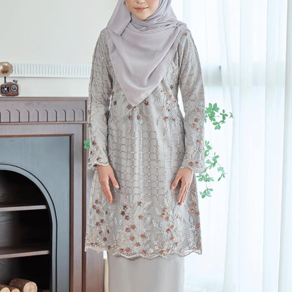 Adeline Kurung