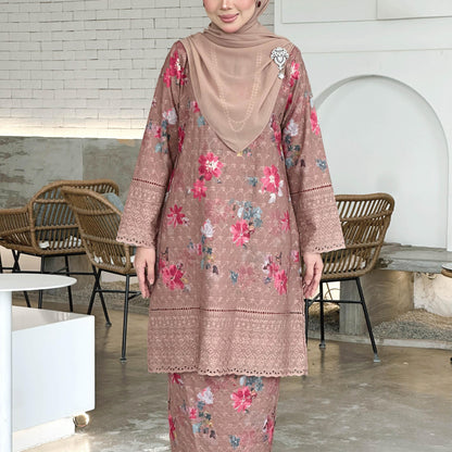 Hazwina Kurung