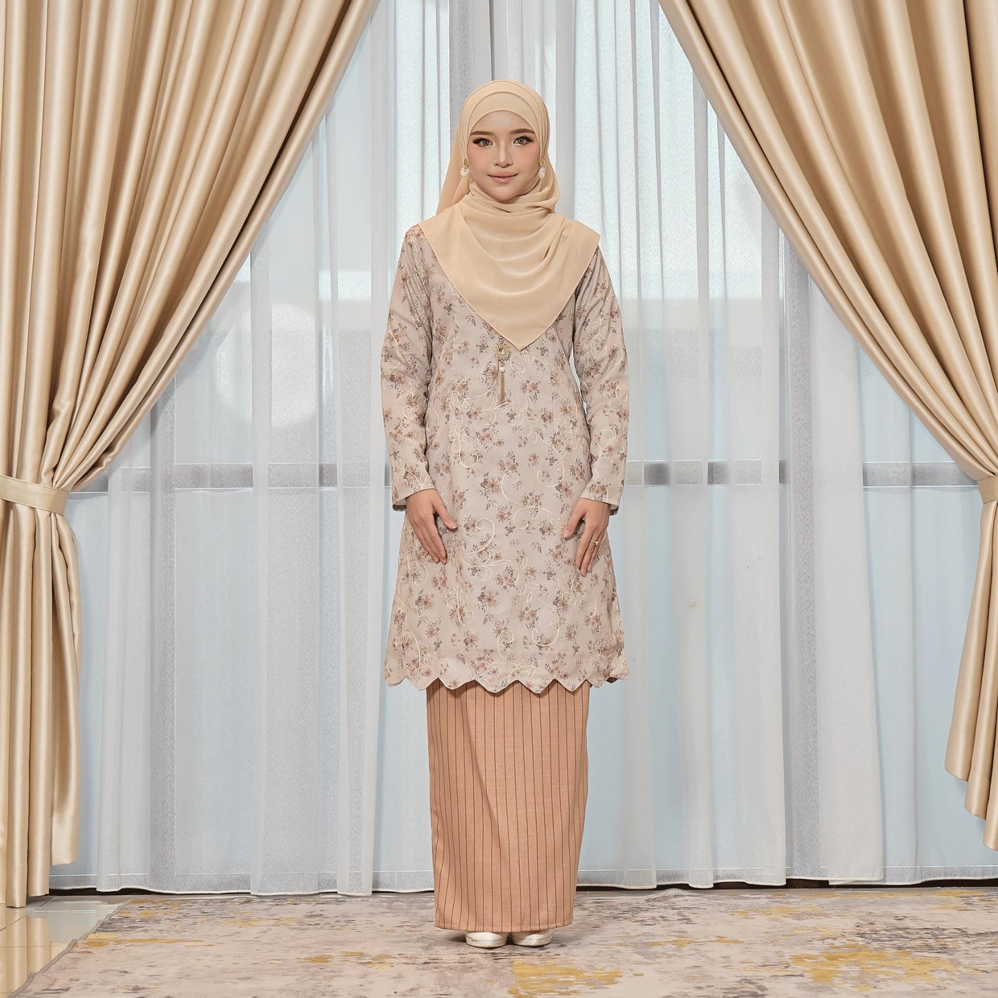 Sabira Kurung