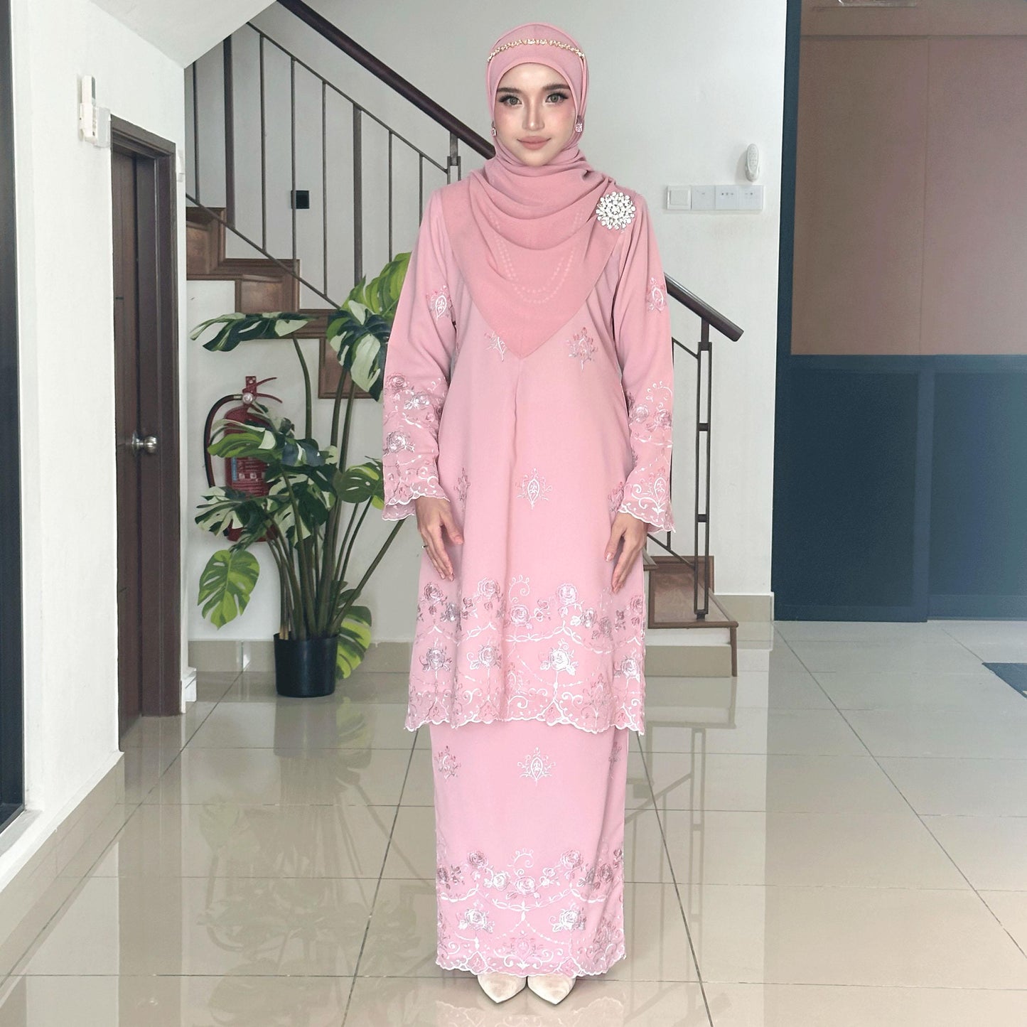 Ferra Kurung