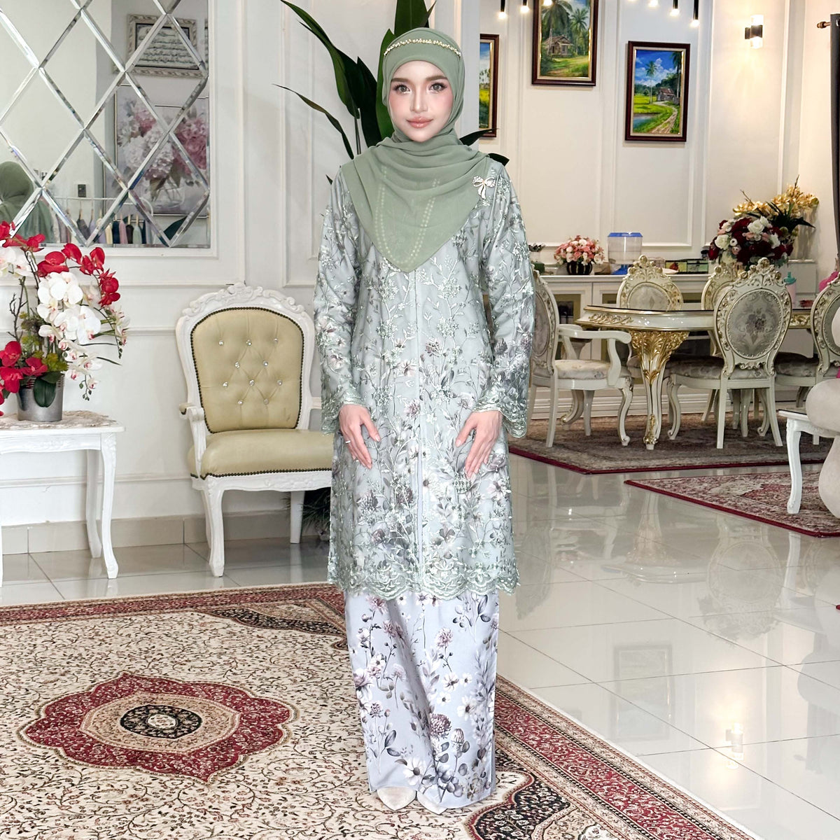Afira Kurung