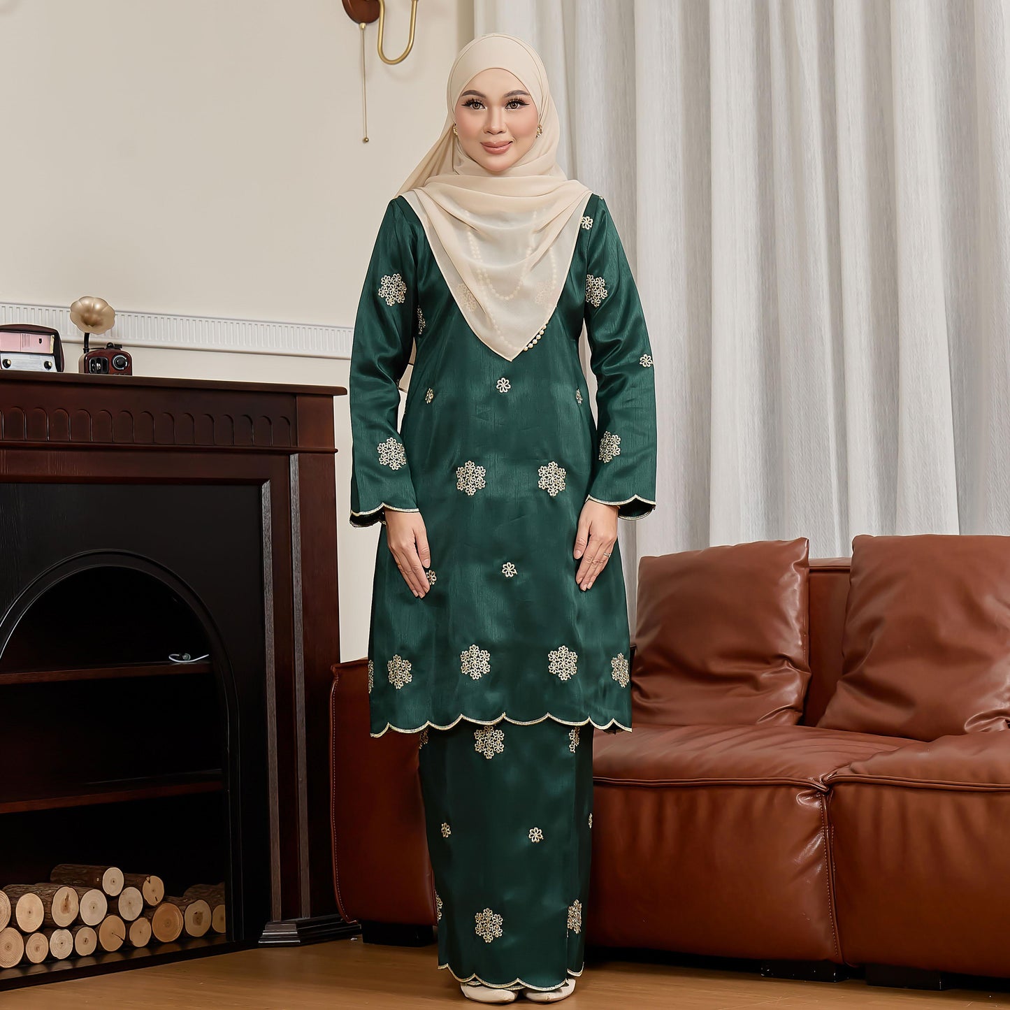 Laurabelle Kurung