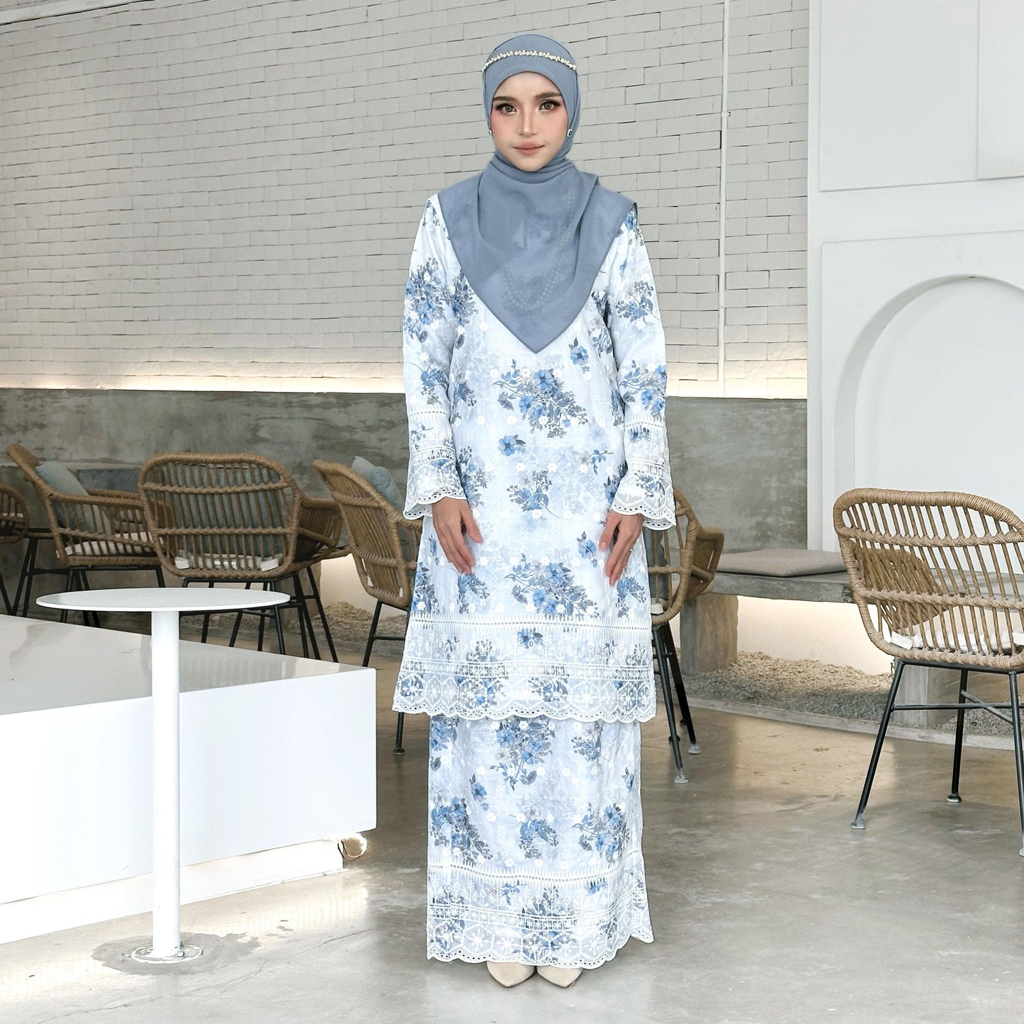 Zalea Kurung