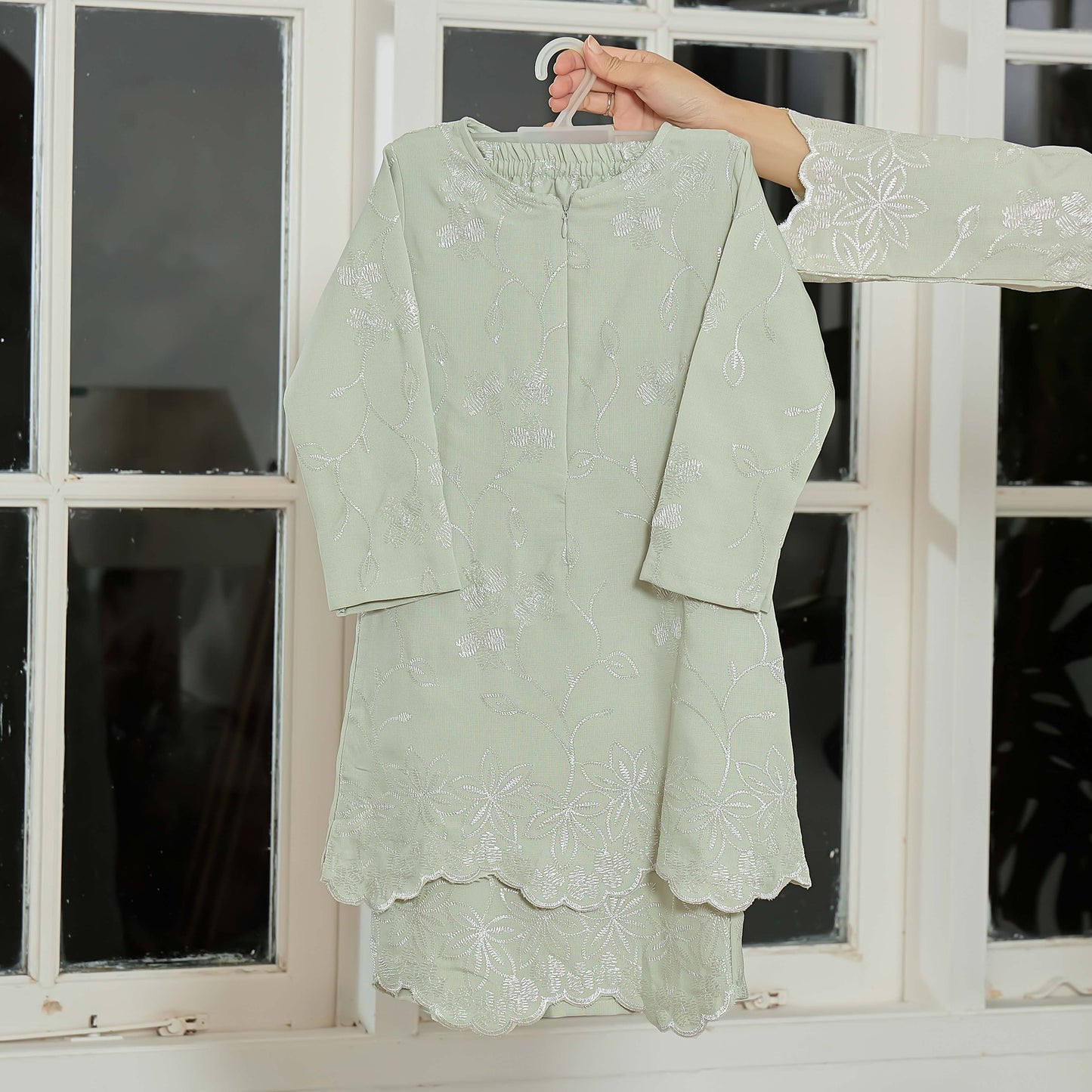 Elviera Kids Kurung