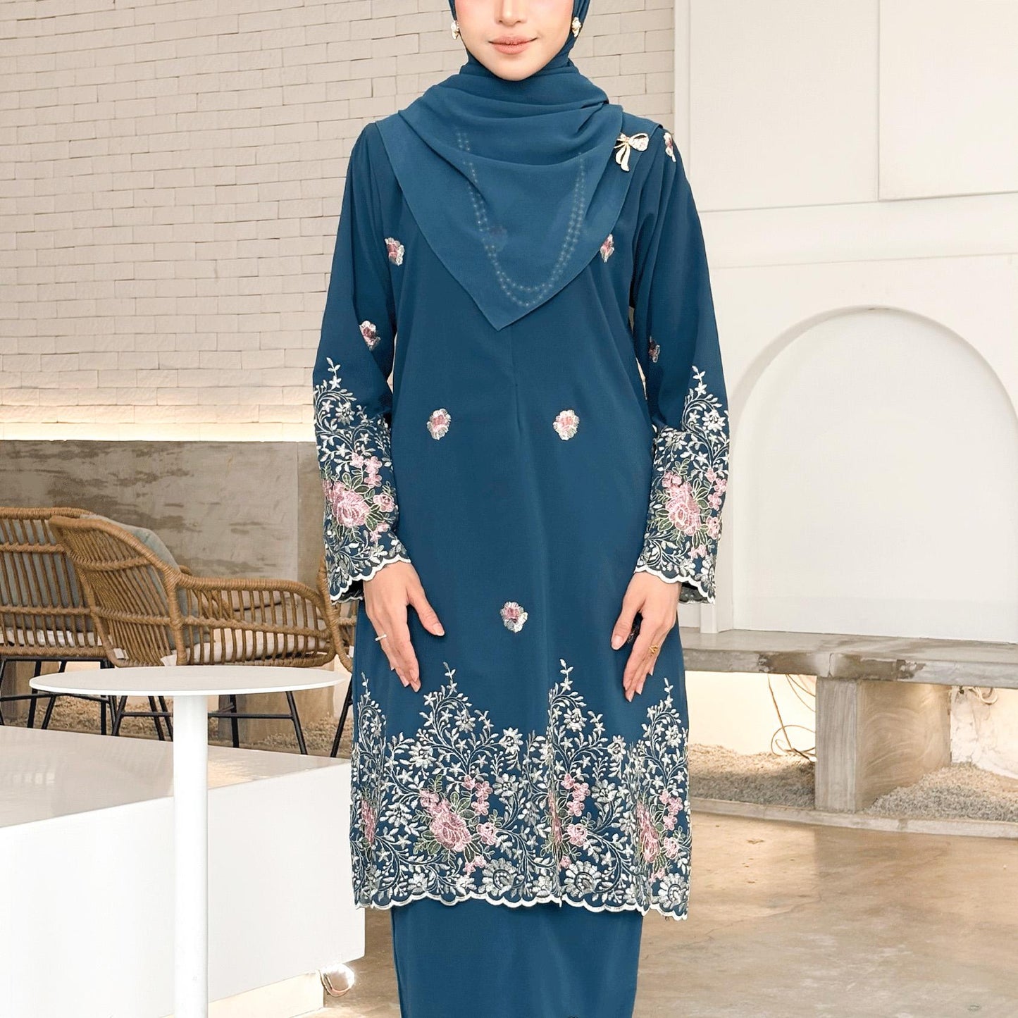 Nabella Kurung