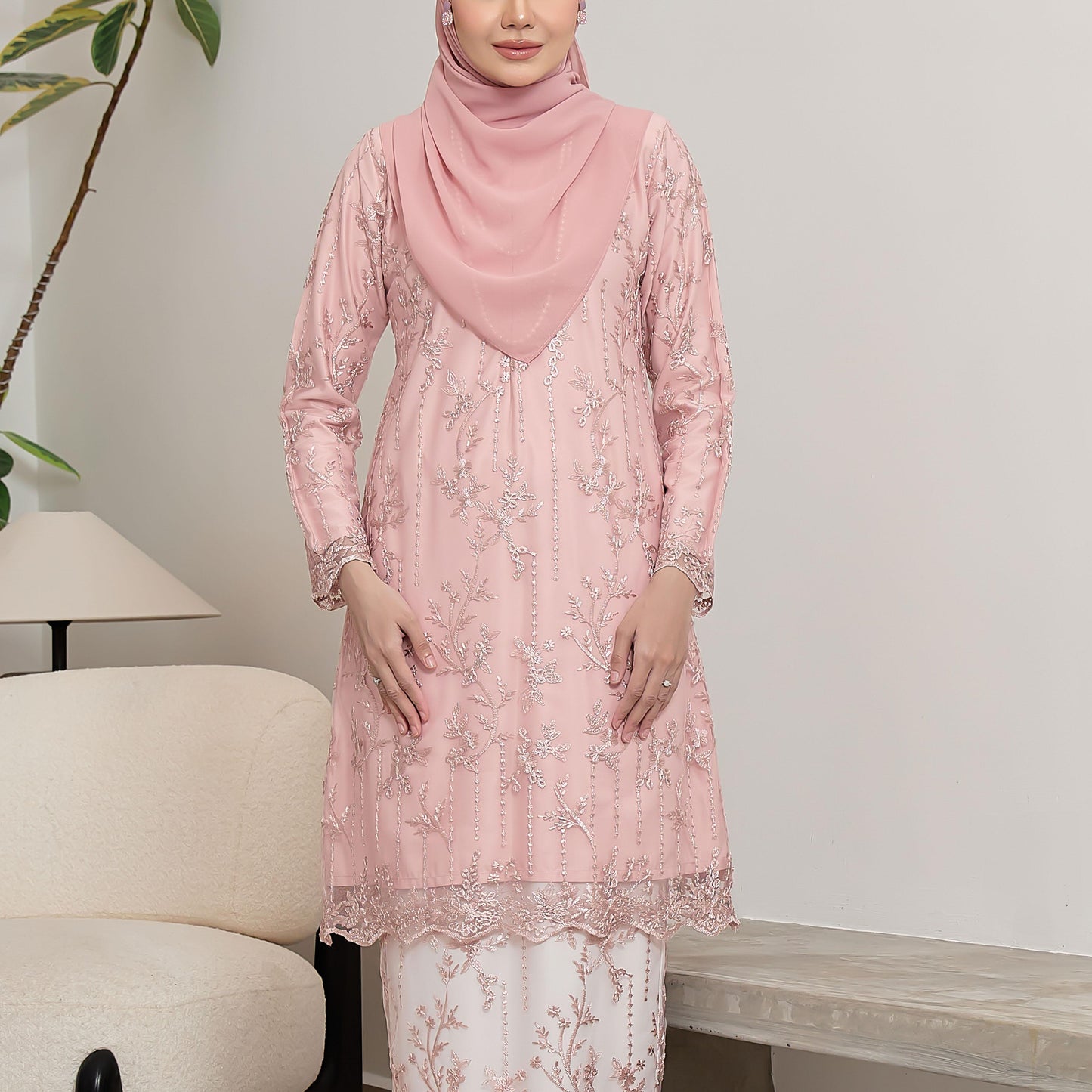 Mardelia Kurung