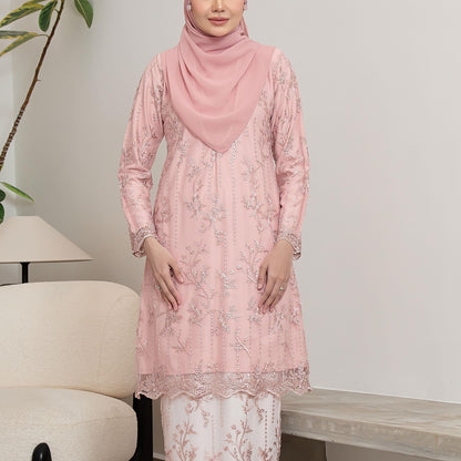 Mardelia Kurung