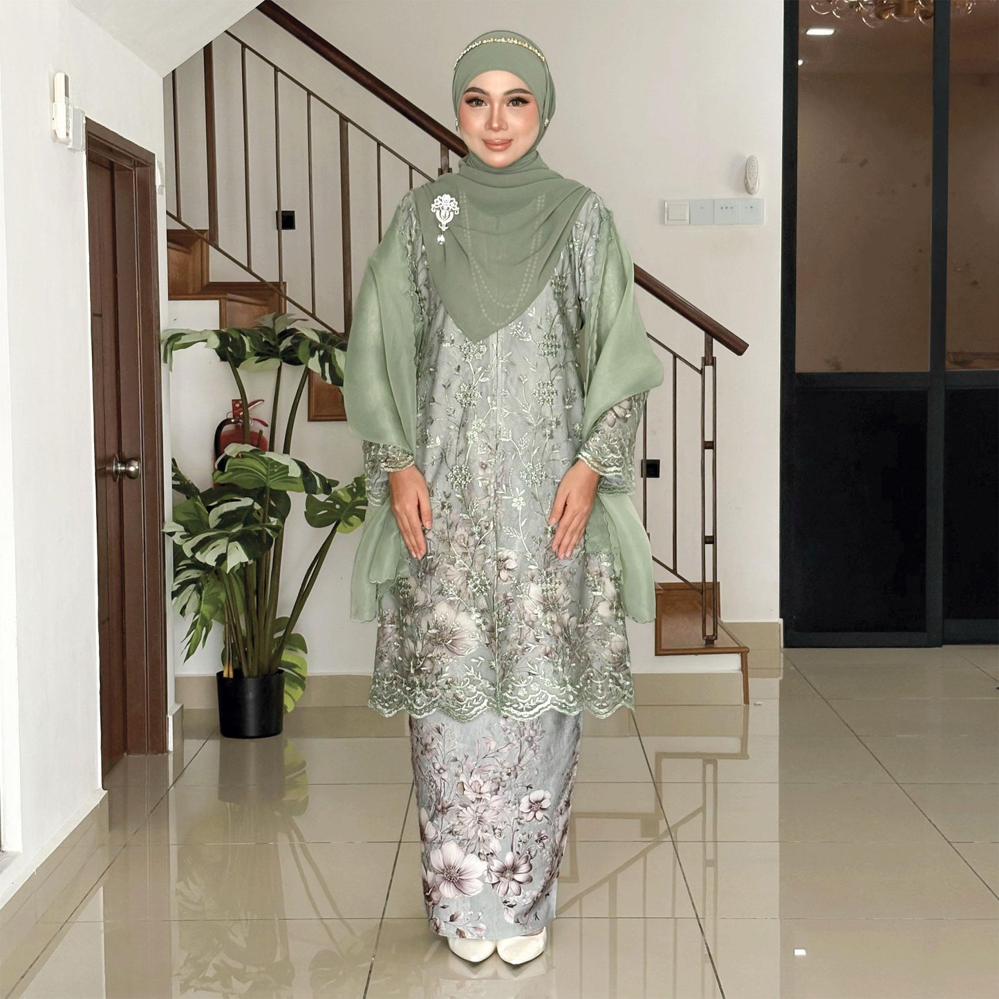 Umaira Kurung