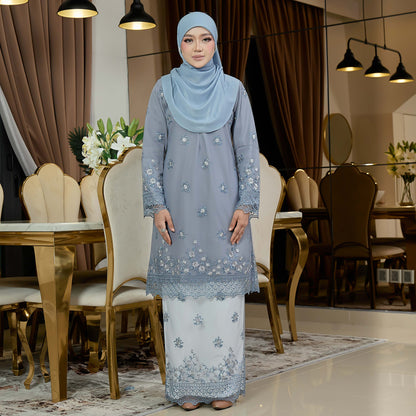 Zarelle Kurung