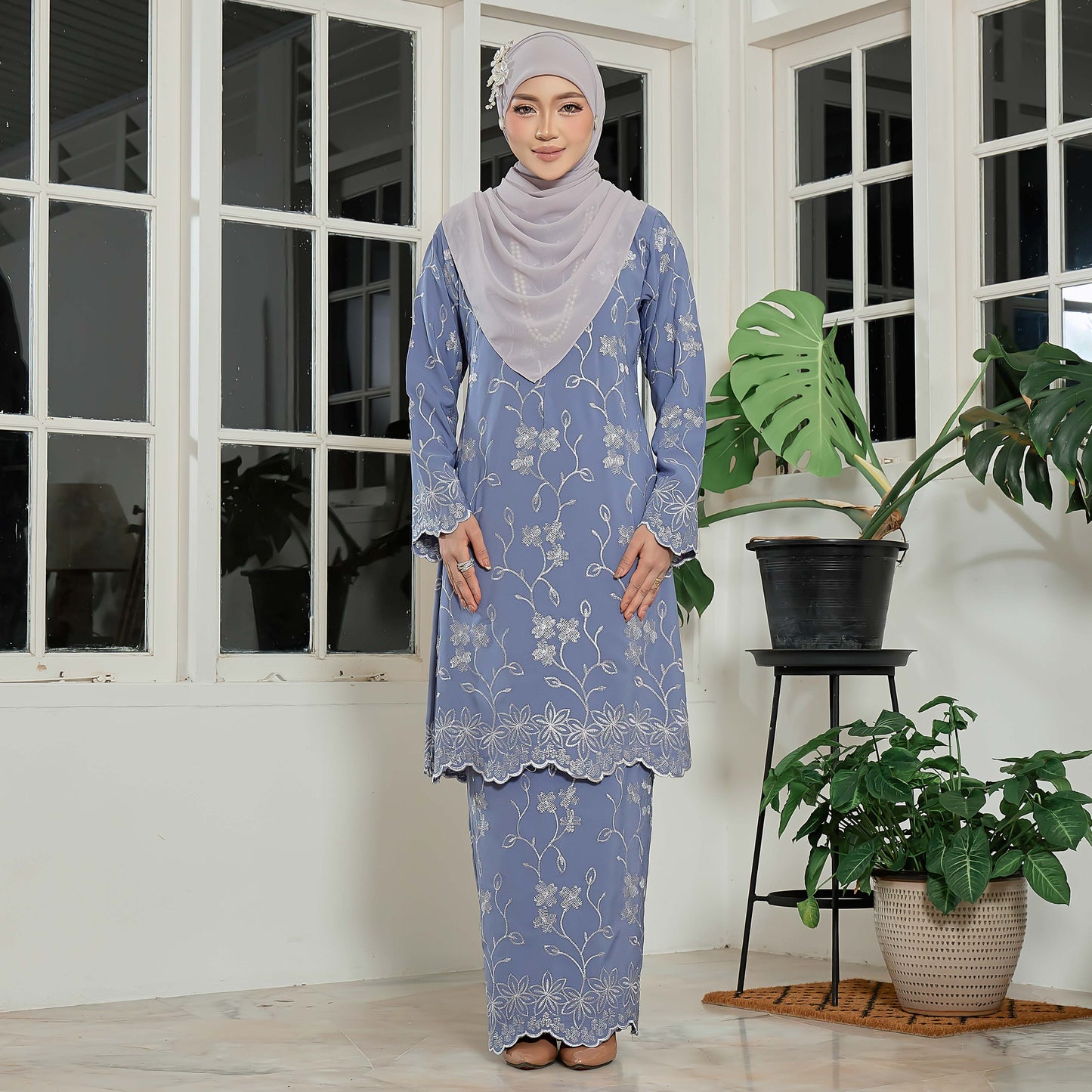 Elviera Kurung