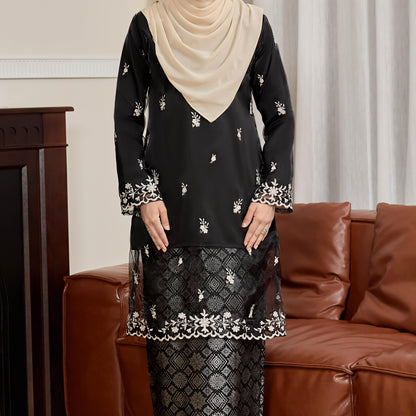 Evarra Kurung
