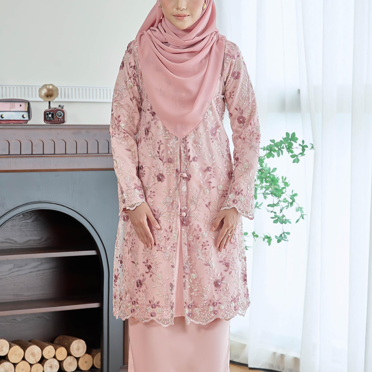 Florelle Kurung