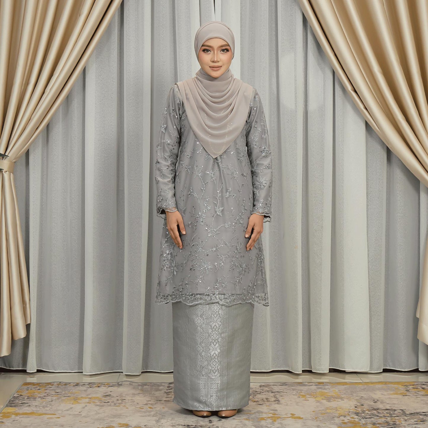 Afeeya Kurung