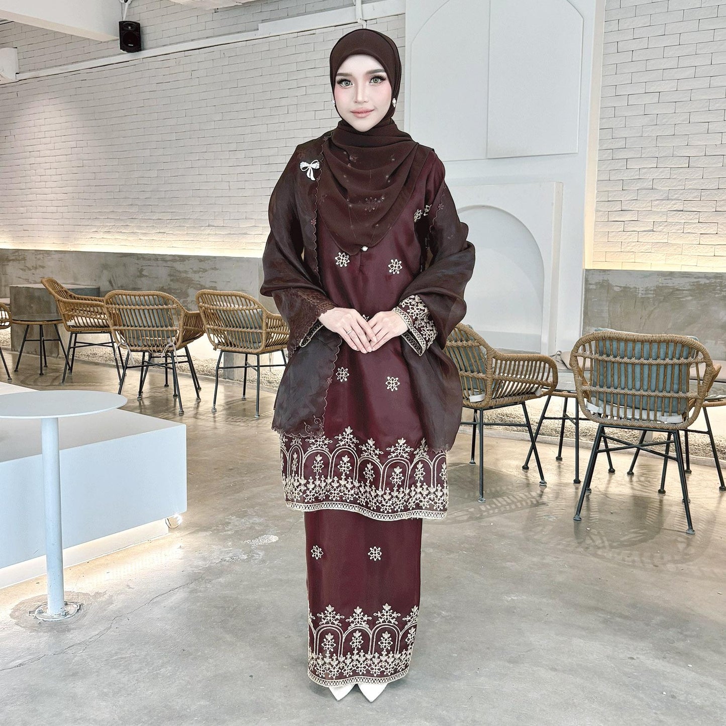 Lumiera Kurung